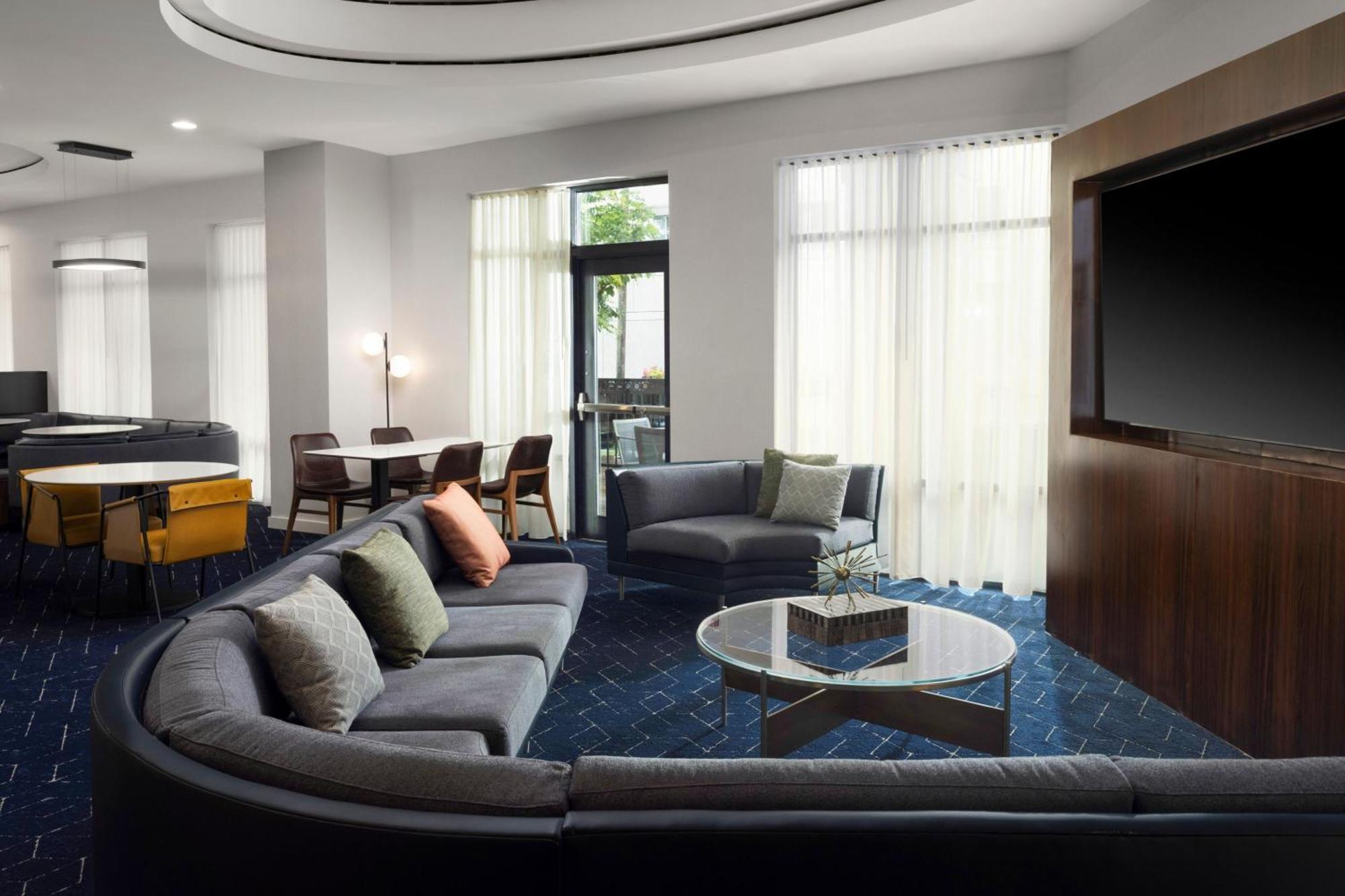 Hotel Courtyard By Marriott Washington Capitol Hill/Navy Yard Exterior foto
