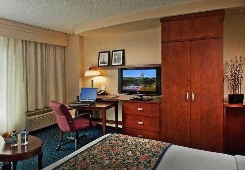 Hotel Courtyard By Marriott Washington Capitol Hill/Navy Yard Exterior foto